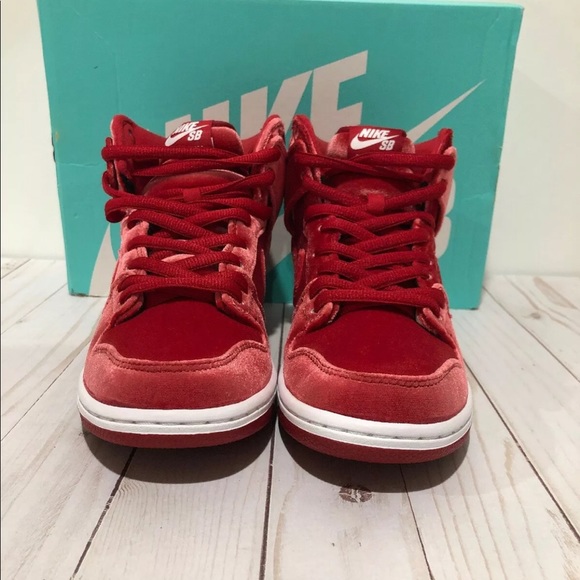 🔴SOLD🔴NIKE DUNK HIGH SB GYM RED-WHITE RED VELVET - Picture 2 of 8